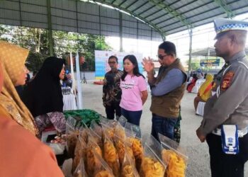 Kedeputian Bidang Sosial Budaya dan Pemberdayaan Masyarakat Otorita IKN Gelar Bazar Murah