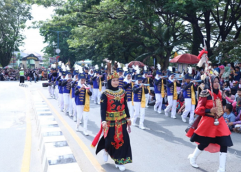 Kirab Drumband Integrasi Latsitarda Nusantara Sapa Warga Kota Tepian