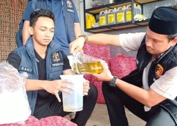 Satgas Pangan Polresta Samarinda Sidak Distribusi Minyak Kita