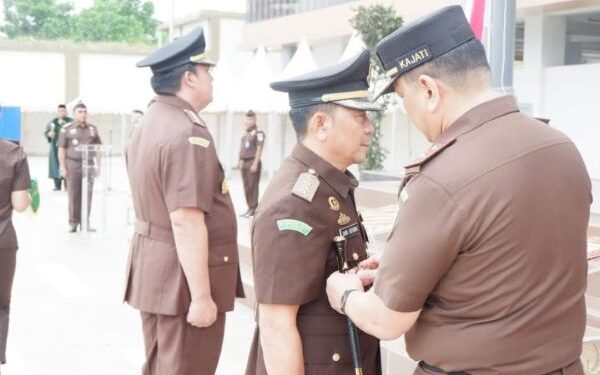 Atlet Paralimpic Kaltim Jadikan Kajati Iman Wijaya Sebagai Bapak Angkat