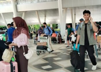 Bandara APT Pranoto Samarinda Sibuk Jelang Akhir Ramadan