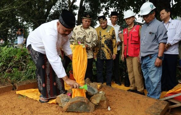 Jembatan Besi Segera Miliki Jembatan Pendamping