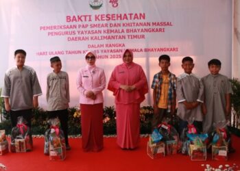 Yayasan Kemala Bhayangkari Kaltim Gelar Khitan Massal