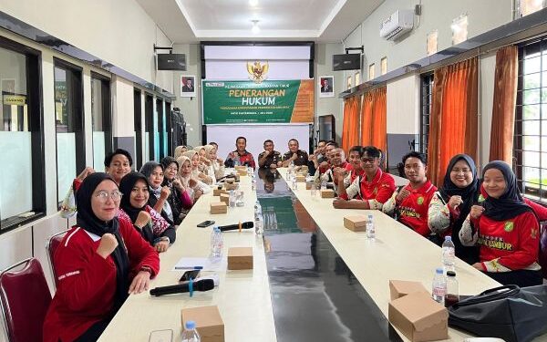 Perangkat Desa di Kecamatan Tenggarong Diberi Pemahaman Hukum Dari Kejati Kaltim