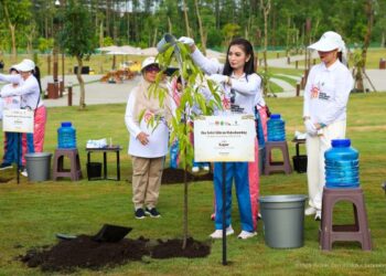 Seruni Kabinet Merah Putih Tanam Harapan untuk Ibu Kota Nusantara