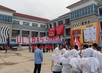 SMAN 3 Samarinda Hadirkan MPLS Inovatif dan Menyenangkan