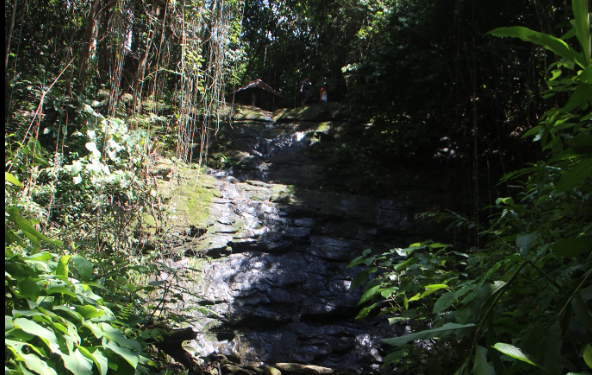 Air Terjun Pesona Perjiwa Tujuan Wisata Layak Dikunjungi