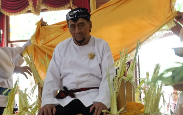 Memaknai Kesakralan Erau: Ritual Beluluh, Pembersihan Diri Sultan di Tengah Gempuran Zaman