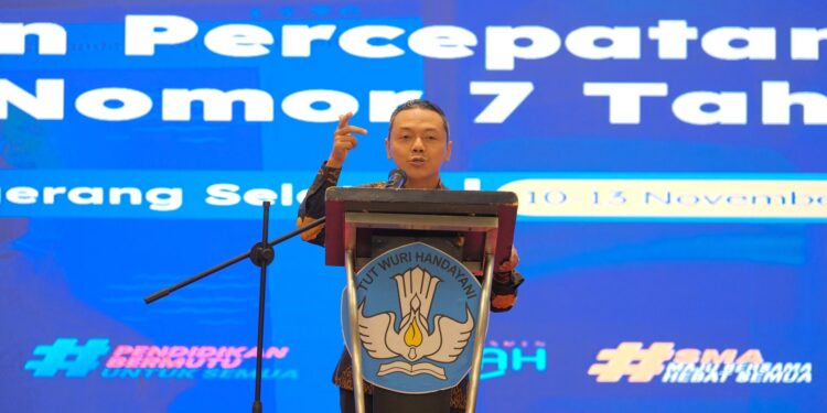 Revitalisasi Sekolah Serap 350 Ribu Tenaga Kerja Lokal