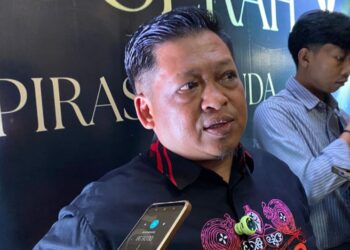 Dispora Kukar Beri Bantuan Sarana Olahraga Pondok Pesantren
