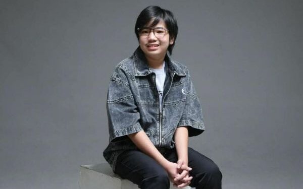 Kenneth Trevi Angkat Kisah Pribadi Lewat Rilis Lagu Dyslexia Man dan Film “Aku Kamu dan Suatu Hari Kita”