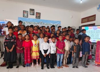 Gema Paskah di Balik Hamparan Sawit, Perjumpaan Iman Anak-Anak Bengalon