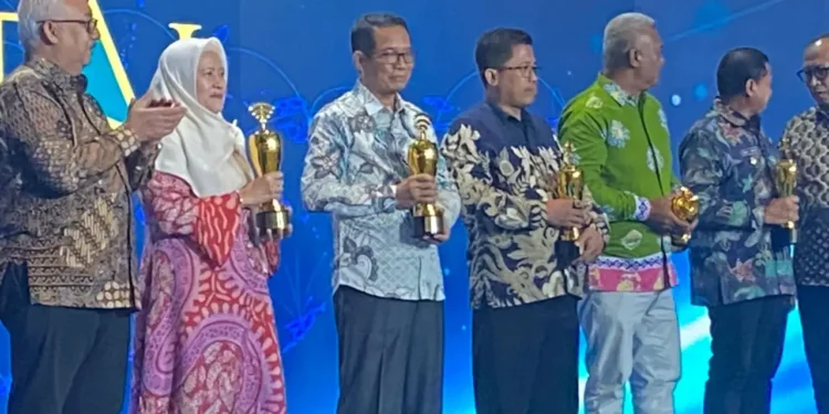 Kaltim Raih Penghargaan Provinsi Pendukung Akselerasi Konektivitas Digital 2026