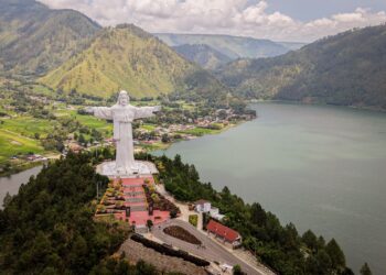Menpar Widiyanti Tinjau Kesiapan DPSP Danau Toba