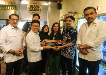 Targetkan 10 Juta Pekerja, Tiga Menteri Sinergikan Ekraf dan UMKM untuk Entaskan Kemiskinan