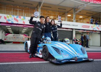 IP Lokal ‘Starla X Roar’ Mejeng di Livery Mobil Balap GT World Challenge Asia