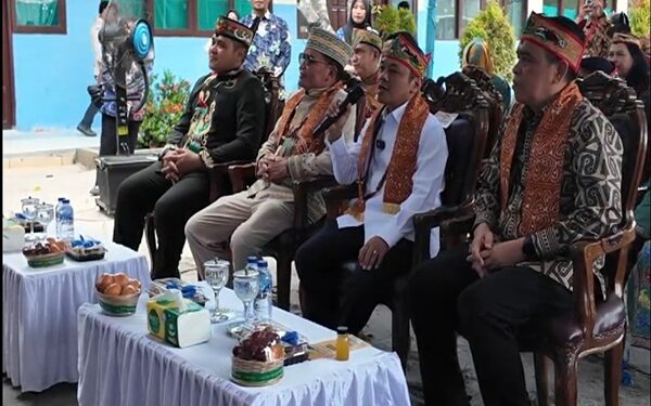 Kado Hardiknas 2026: Wamendikdasmen Resmikan Revitalisasi 72 Satuan Pendidikan di Kalimantan Tengah