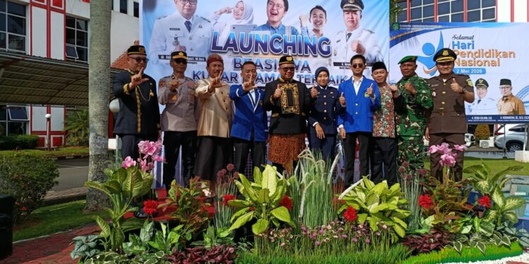 Hardiknas 2026 di Kukar: Bupati Aulia Rahman Tekankan Strategi 3M dan Luncurkan Beasiswa Idaman