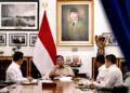 Menjemput Berkah di Tengah Ancaman “Godzilla”