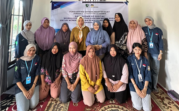 Polnes Gelar Dasawisma Go Digital Untuk Meningkatkan Penjualan Produk Lokal
