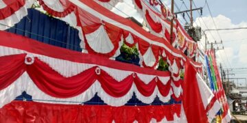 ‎Pedagang Bendera di Samarinda Terimpit Efisiensi Anggaran dan Gempuran Pasar Digital