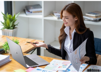 ASUS ExpertBook P3 G1, Laptop Bisnis Ideal Berbasis Intel Core Ultra