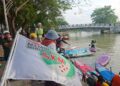 Membersihkan Sampah Sungai Dengan Lomba